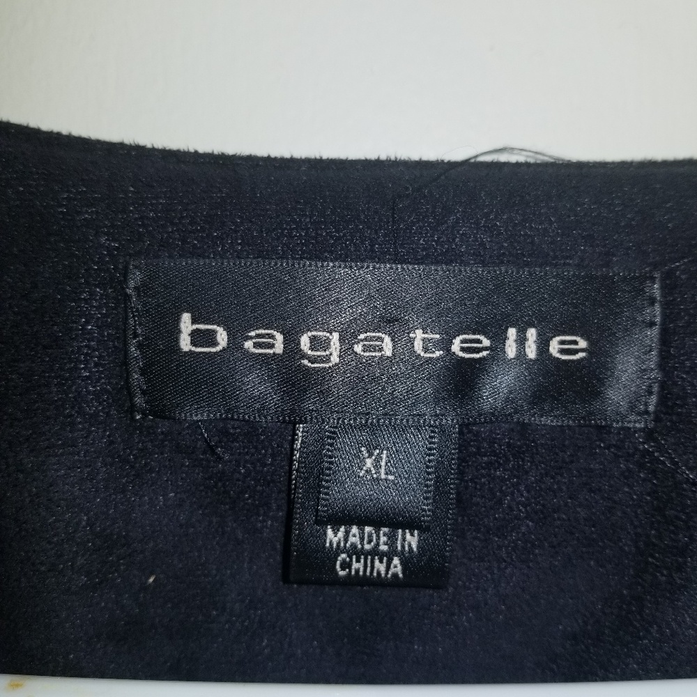 Jacket - Picture 2 of 3